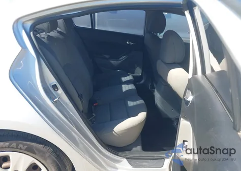 2016 Kia Forte Lx z USA, uszkodzony, nr VIN KNAFK4A61G5466903